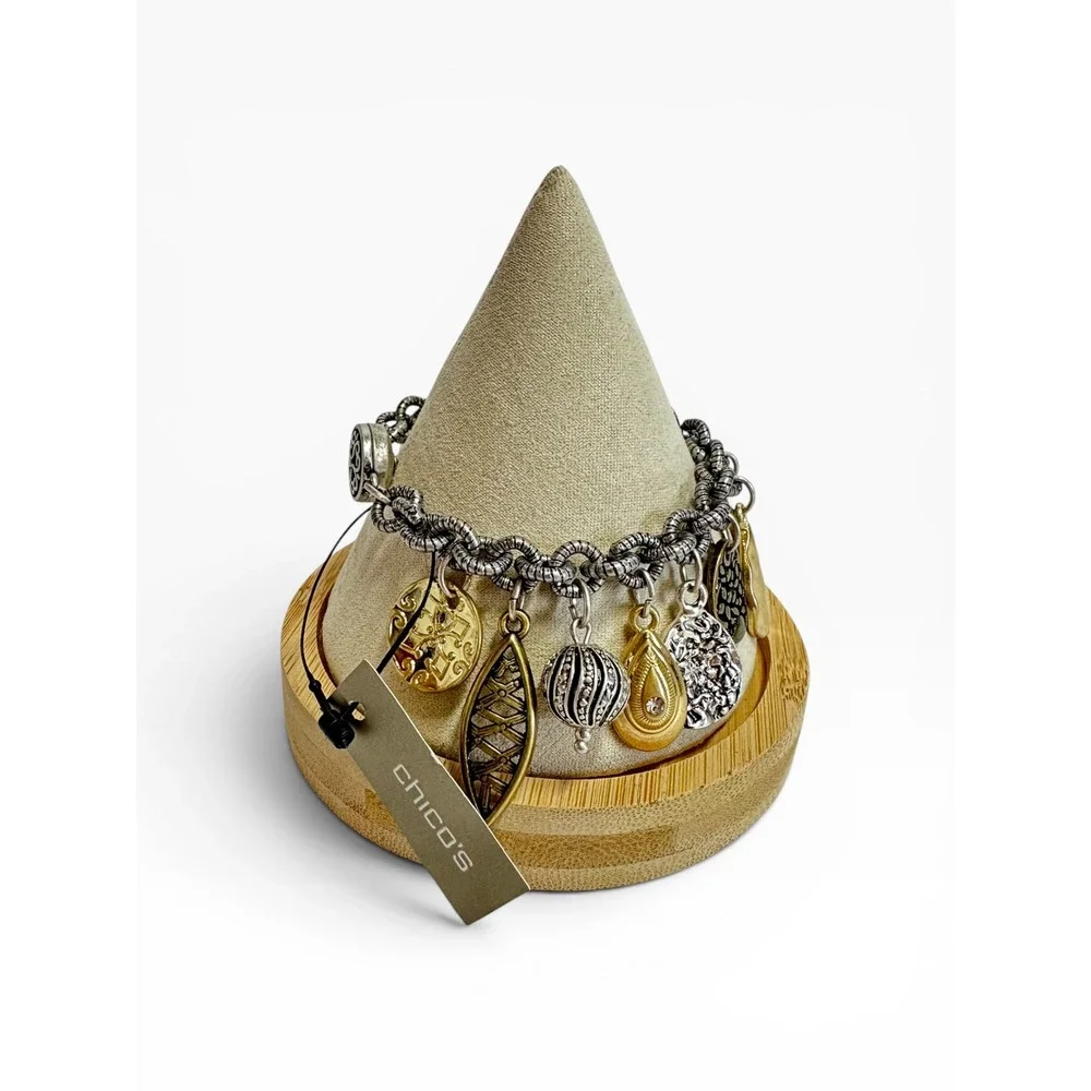 Chicos Charm 7